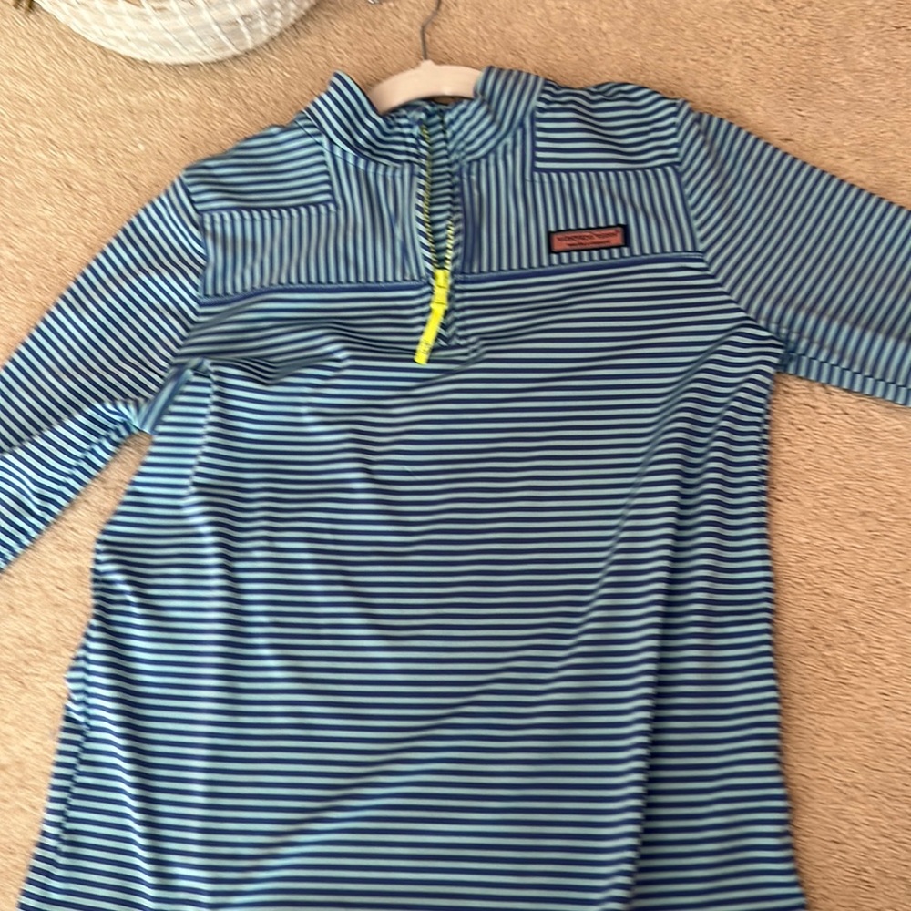 selling vineyard vines shep shirt zip up